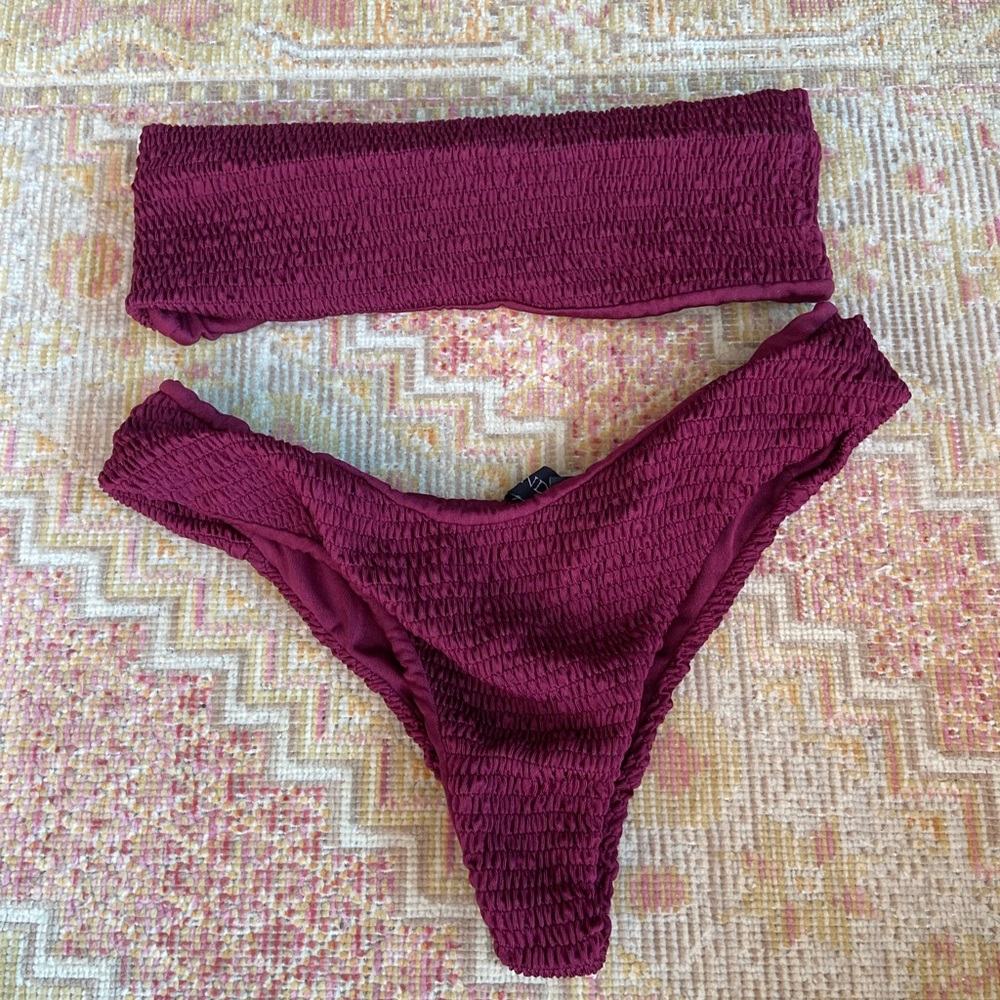 Indah bikini, bandeau top, ruched material size small